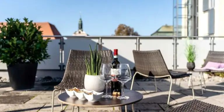 Hotel Ingolstadt Altstadthotel Dachterrasse 800x400