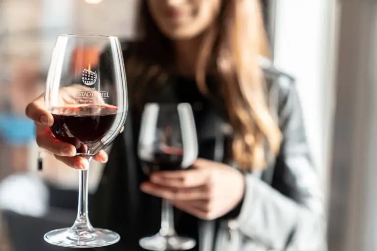 Hotel Ingolstadt Altstadthotel Rotwein in Bar